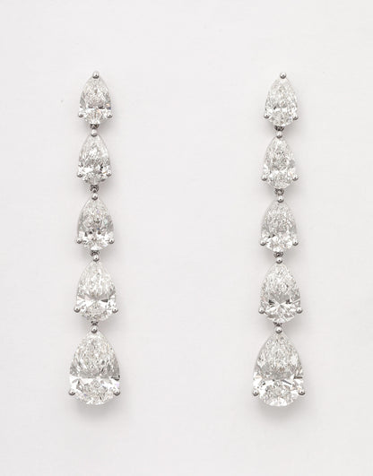 https://a.1stdibscdn.com/diamond-dangle-earrings-for-sale-picture-5/j_415/j_225039121712329998998/2P6A1437_master.jpg