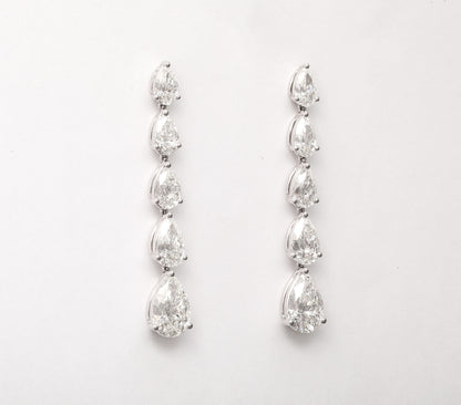 https://a.1stdibscdn.com/diamond-dangle-earrings-for-sale-picture-9/j_415/j_225039121715962021427/IMG_5158_master.jpeg