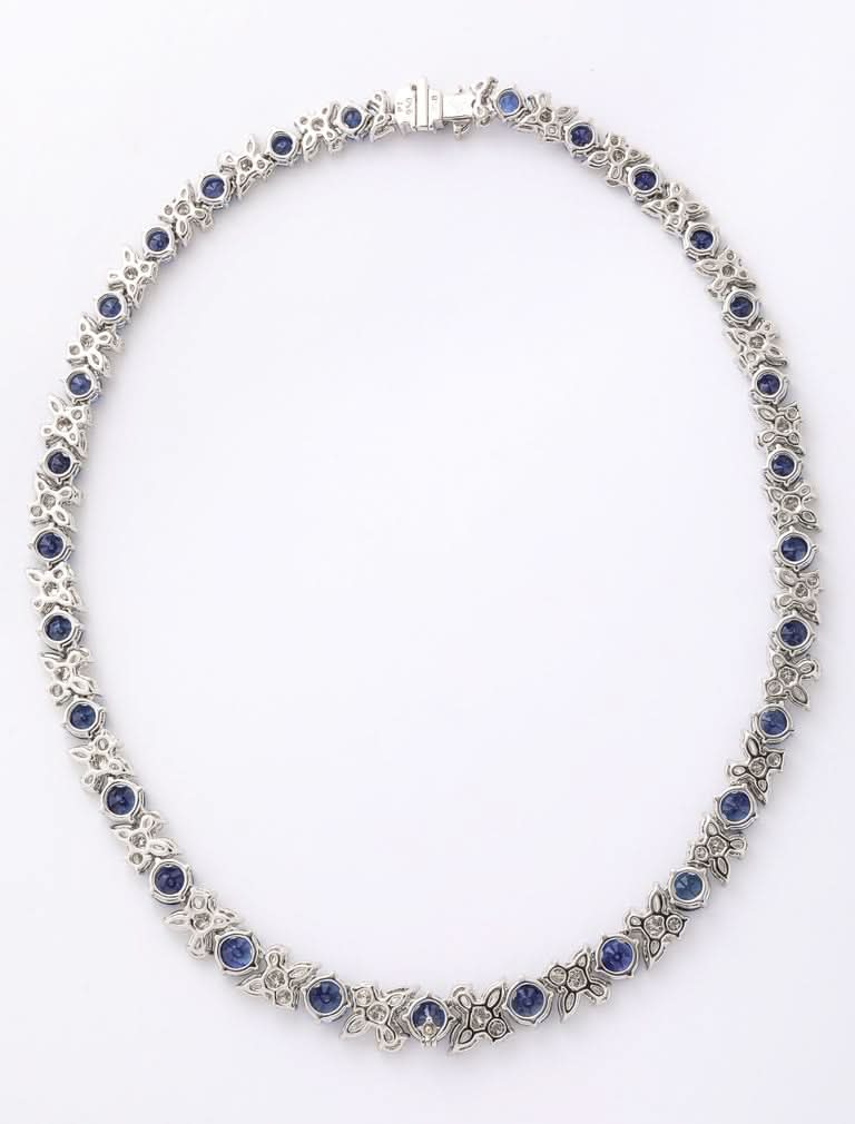 Exquisite 38 Carat Blue Sapphire and Diamond Platinum Choker Necklace