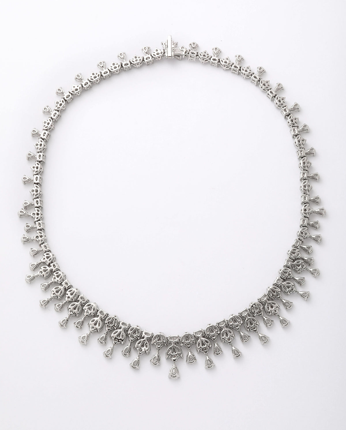 https://a.1stdibscdn.com/diamond-necklace-for-sale-picture-3/j_415/j_229930321717079668256/2P6A1566_master.jpg