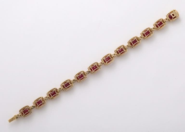 Exquisite 29.36ct Burma Ruby and Diamond 14k Gold Bracelet