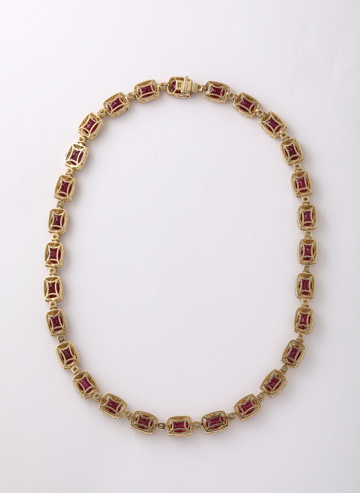 https://a.1stdibscdn.com/burma-ruby-diamond-necklace-for-sale-picture-6/j_415/j_237616921723470273877/2P6A2282_master.jpg