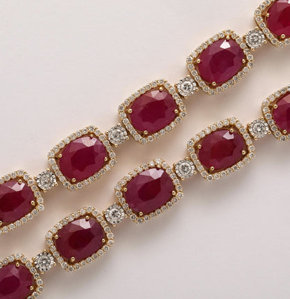 https://a.1stdibscdn.com/burma-ruby-diamond-necklace-for-sale-picture-10/j_415/j_23761692/IMG_1741887233757_master.jpeg
