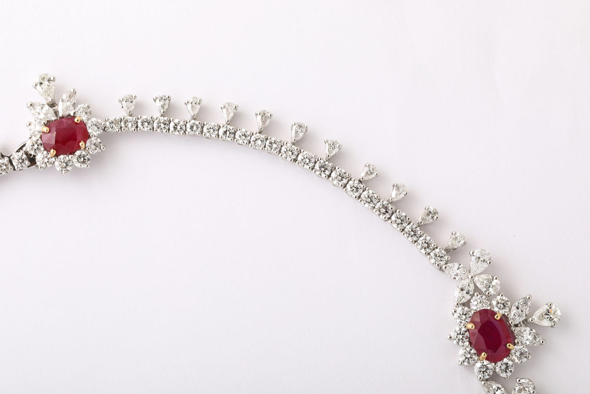 https://a.1stdibscdn.com/ruby-and-diamond-necklace-for-sale-picture-9/j_415/j_251585921737045078665/2P6A2313_master.jpg