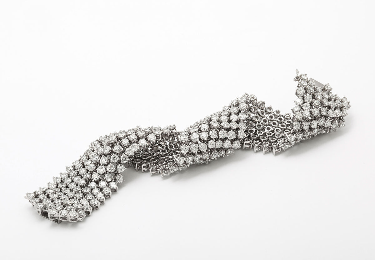 https://a.1stdibscdn.com/diamond-bracelet-for-sale-picture-5/j_415/j_278656221763050913798/2P6A4380_master.jpg