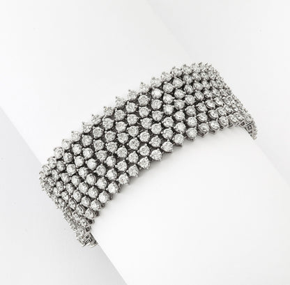 https://a.1stdibscdn.com/diamond-bracelet-for-sale-picture-7/j_415/j_278656221763050912401/2P6A4386_master.jpg