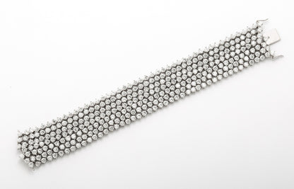 Exquisite 36.25ct Brilliant Round Diamond 18k White Gold Mesh Bracelet