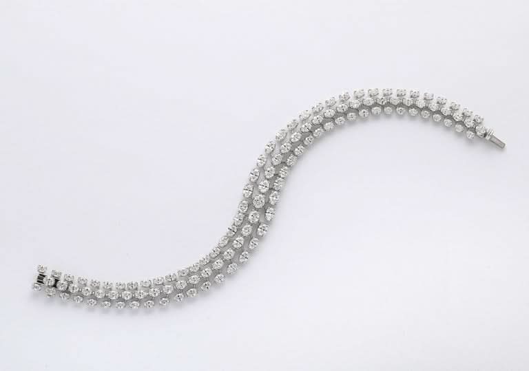 11 Carats Three Row Oval Diamond Bracelet 18k White Gold