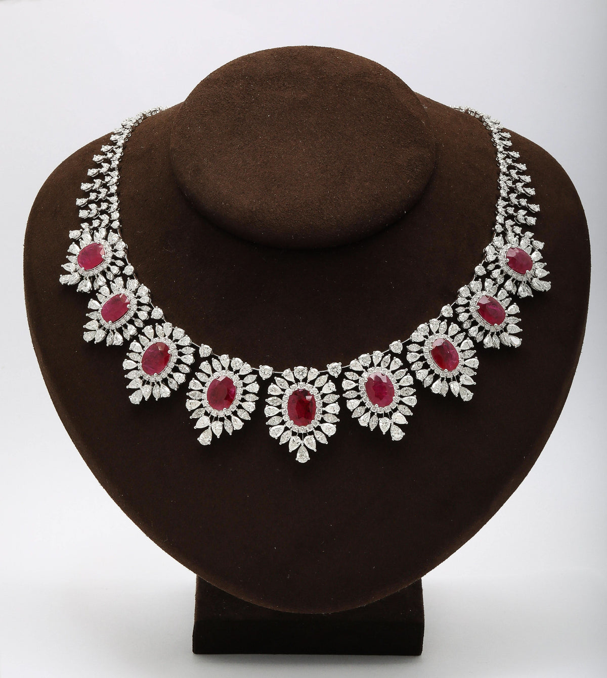 https://a.1stdibscdn.com/ruby-and-diamond-necklace-for-sale-picture-3/j_415/j_275987721760120727641/2P6A4484_master.jpg