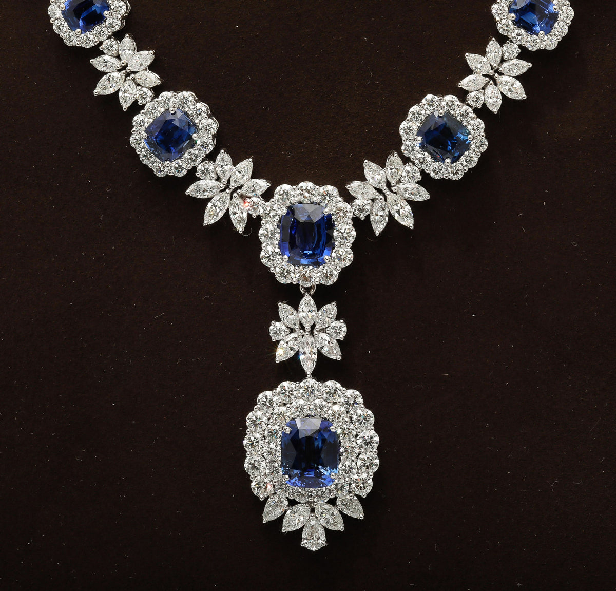 https://a.1stdibscdn.com/sapphire-and-diamond-necklace-for-sale-picture-5/j_415/j_278659921763052927728/2P6A4496_master.jpg