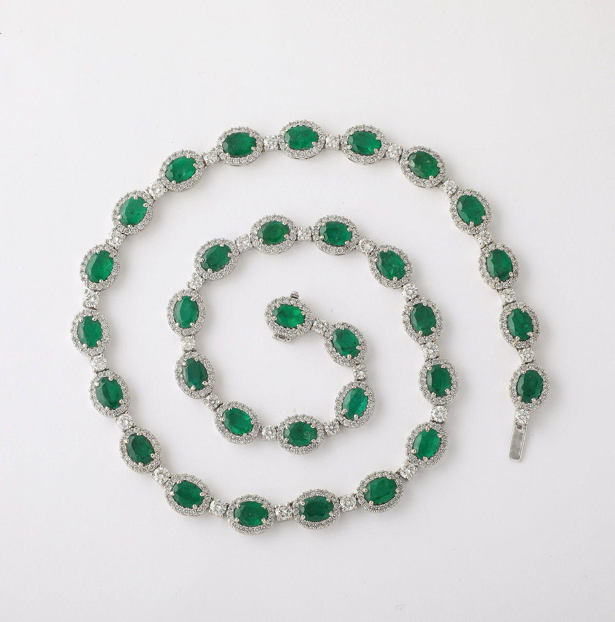 Exquisite 23.45ct Oval Emerald and 18.65ct Diamond 18k Gold Necklace