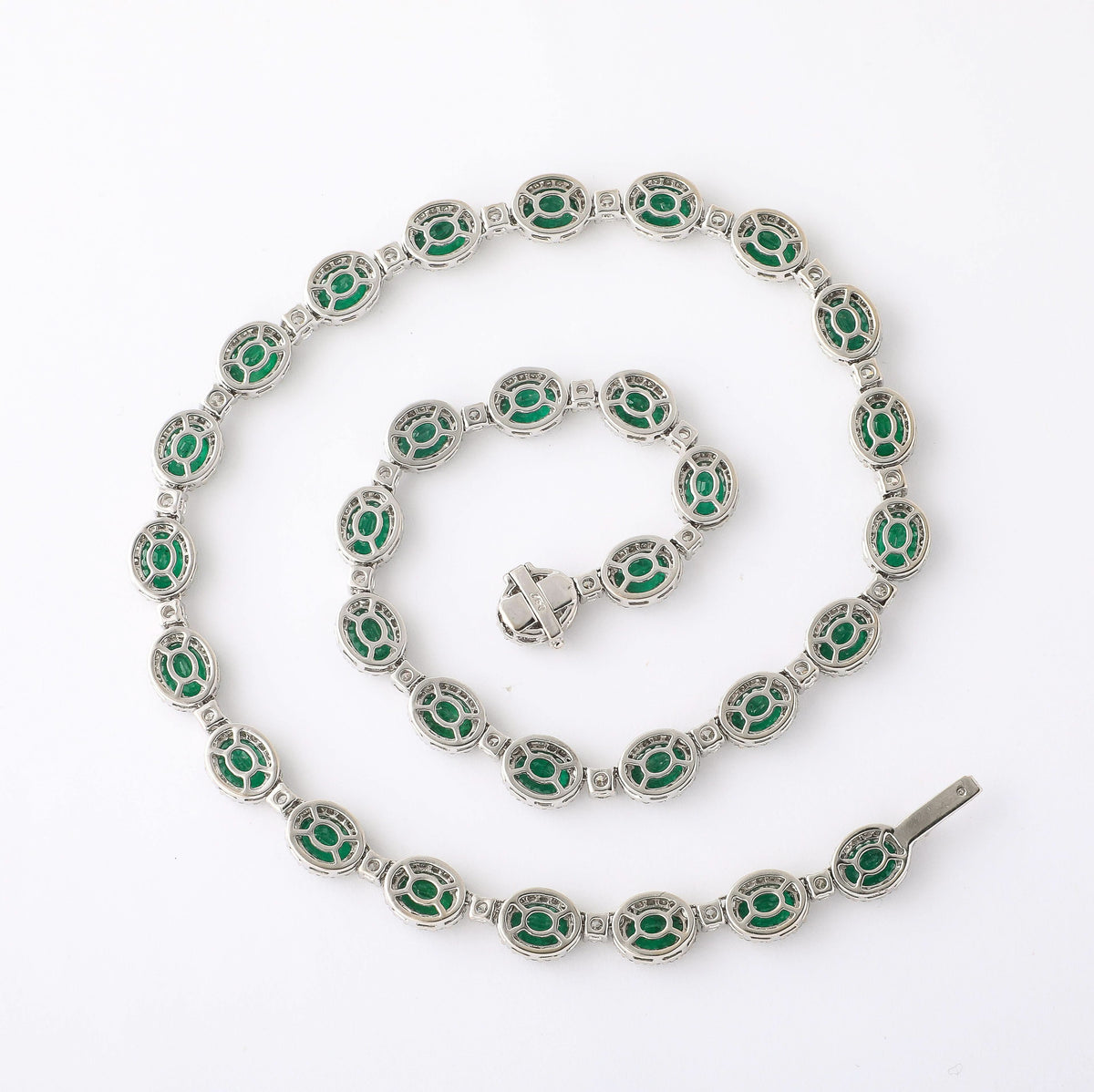 Exquisite 23.45ct Oval Emerald and 18.65ct Diamond 18k Gold Necklace
