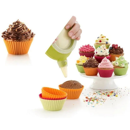 12PCS silicone muffin cups, silicone molds in the form of baking cups for kitchen baking tools, cakes and muffin pans (random color)