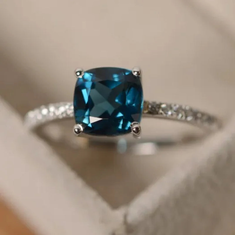 Luxuriant noble Sapphire /Peacock blue/Emerald /Aquamarine Ring  Silver Jewelry  Engagement ring