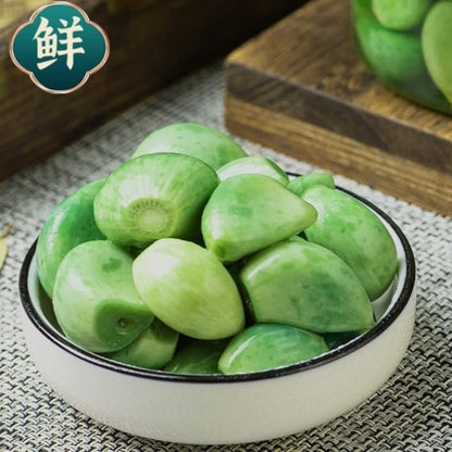 Laba Garlic,Jade Garlic,Pickled Vegetable,Fresh Green Garlic,250G/Pack,Sugar Garlic,Vegan,Pickled Garlic,Crisp Refreshing,Chinese Green Laba Garlic Pickled,Perfect for Rice,Chinese Specialty (2Pack)