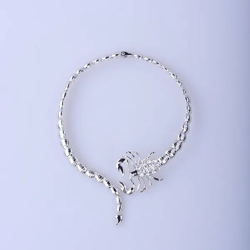 Punk Gothic Jewelry Fashion Personality White Rhinestone Gold/silver Plated Collar Scorpion Style Party Wedding Lady's Necklace