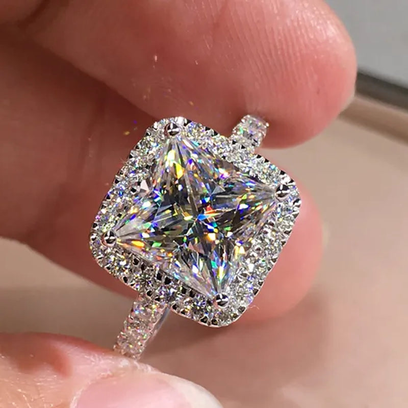 New Noble Silver Plated Square Princess Cut Moissanite Lab Diamond Wedding Ring for Women Engagement Jewelry Lover Gift Size 5-10