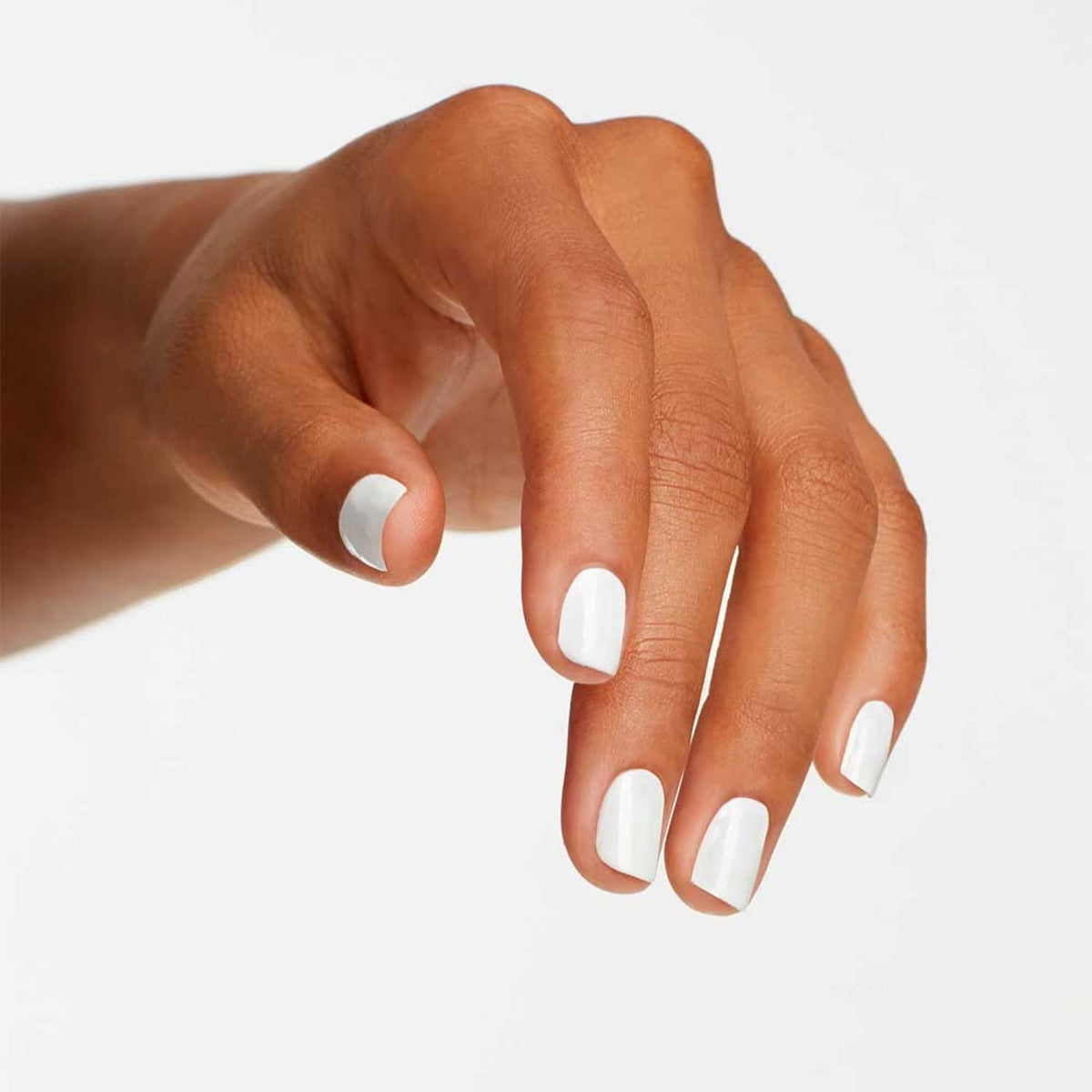 OPI Nail Lacquer, Opaque & Vibrant Crème Finish White Nail Polish, Up to 7 Days of Wear, Chip Resistant & Fast Drying, Alpine Snow, 0.5 fl oz