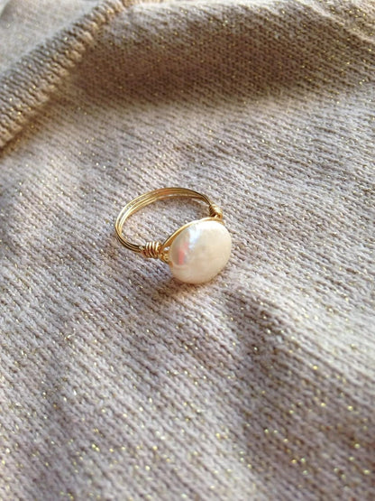 Pearl Ring Freshwater Coin (Gold-Filled, 7)