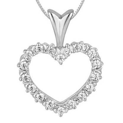 1/4 CT. T.W. Diamond Heart Pendant in 14K Gold
