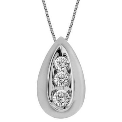 0.28 CT. T.W. round Diamond Pendant in 14K Gold