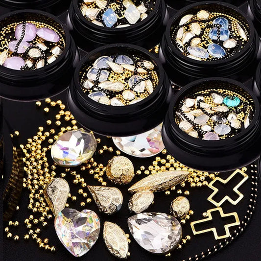 1 Box 4cm Nail Accessories Exquisite Box Packing Mini Black Chain+Gold Geometric Diamond+Egg White Diamond+Cross Ring Nail Decorations