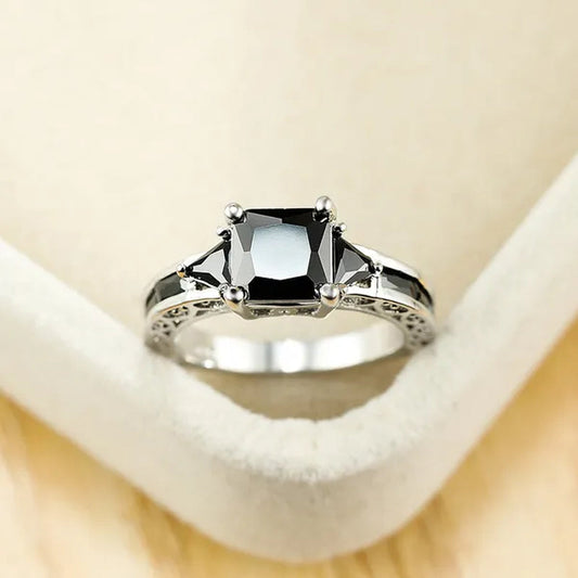 Fashion Women 18K White Gold Princess Cut Black Sapphire Diamond Wedding Ring Party Jewelry Gifts Size 6 7 8 9 10