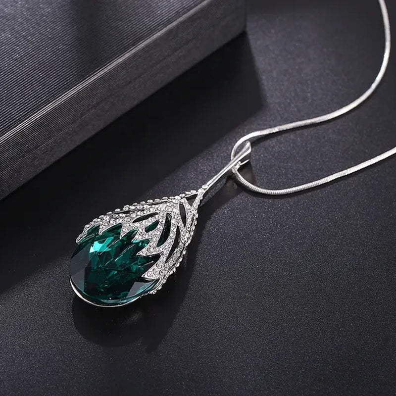Fashion Crystal Diamond Water Dripping Sweater Chain Women's Geometric Long Necklace