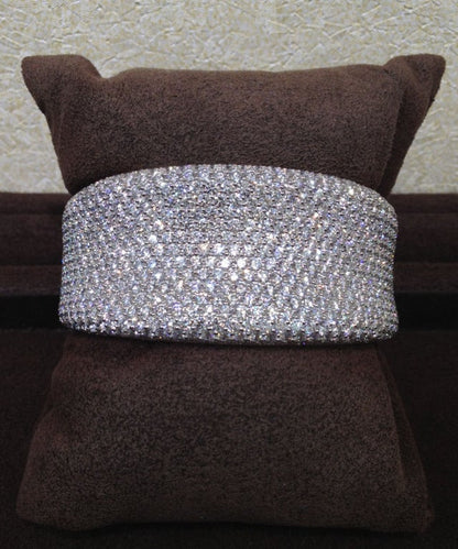 https://a.1stdibscdn.com/archivesE/jewelry/upload/415/135/415_1384190288_5.jpg