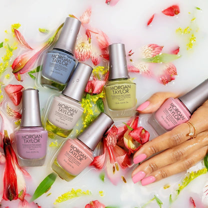 Pure Beauty Collection - Professional Lacquer, Vibrant, Chip-Resistant, Fast-Drying, Long-Lasting, High-Shine, Perfect for Manicures & Pedicure, 15Ml