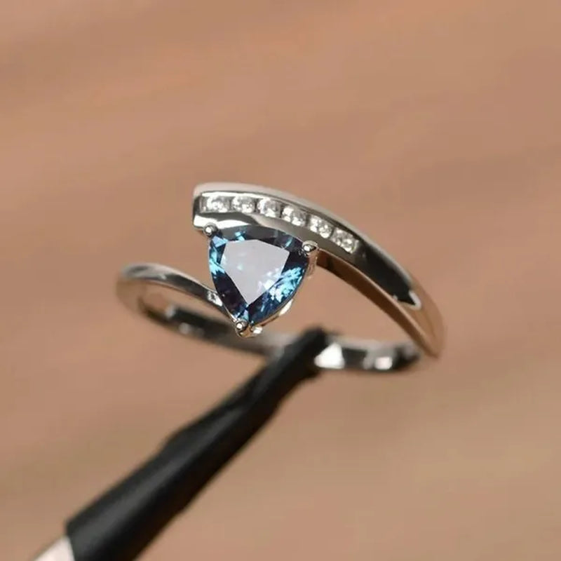 Genuine STriangle Topaz Rings for Women Bridal Wedding Gemstone Rings