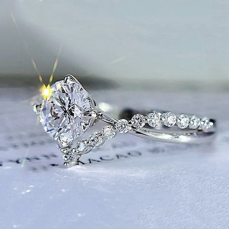 Luxury Bride Jewelry Trendy 925 Sterling Silver Criss Cross Ring White Sapphire Eternity Diamond Engagement Rings for Women Wedding Accessories Anniversary Party Gift
