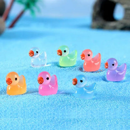 100/50/25/5PCS Mini Luminous Resin Ducks Glow in The Dark Miniature Ornament Tiny Ducks For DIY Fairy Garden Micro Landscape Potted Decoration