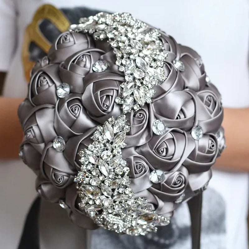 18CM Silk Rose Ribbon Wedding Bouquet Shiny Diamond Brooch Bridal Bouquet Creative Handmade DIY Bridesmaids Holding Flowers Wedding Party Simulation Flower