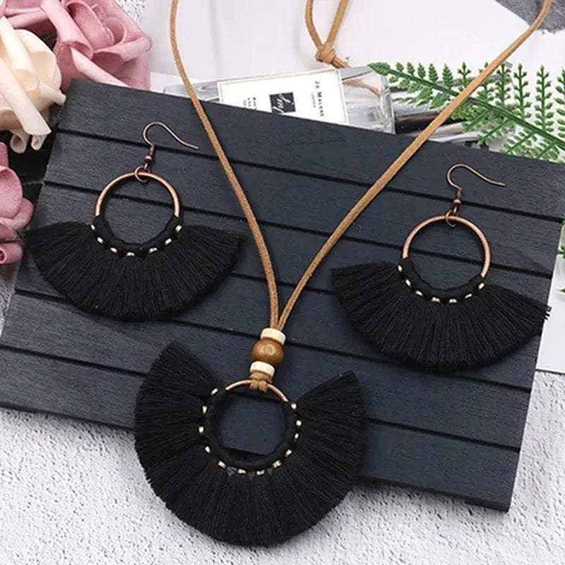 Retro Bohemia Tassel Fan-Shaped Necklace Earrings Set Tassel Jewelry Set Ethnic Big Necklace Beach Wear