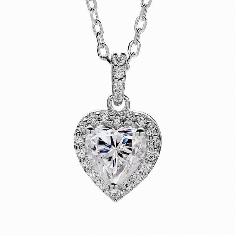 European and American Fashion Heart-Shaped Mosang Stone Necklace Women