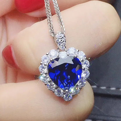 Exquisite Luxurious Ladies Fashion 925 Silver Sapphire Love Heart Pendant Neckla