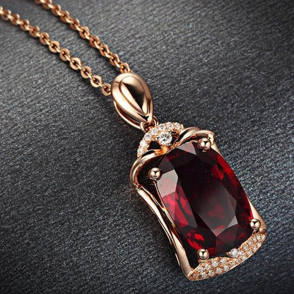 New Jewelry Fashion Gold-Plated Zircon AAA Ruby Ellipse Pendant Necklace Ornamen