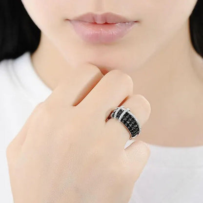 Fashion Women Creative Cross Cross Zircon Ring Black and White Bicolor Zircon Ri