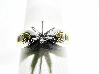 DIAMOND BAGUETTE SHAPE CHANNEL SET SETTING 6 PRONG SET