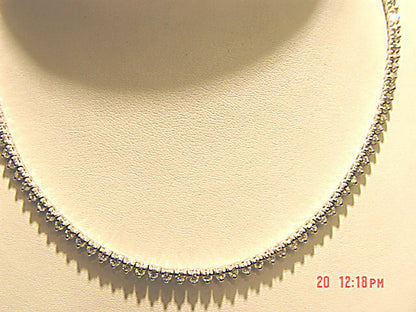 DIAMOND ROUND BRILLIANT SHAPE NECKLACE 3 PRONG SET DIAMOND