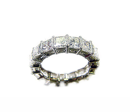 17 DIAMOND PRINCESS SHAPE DIAMOND ETERNITY BAND