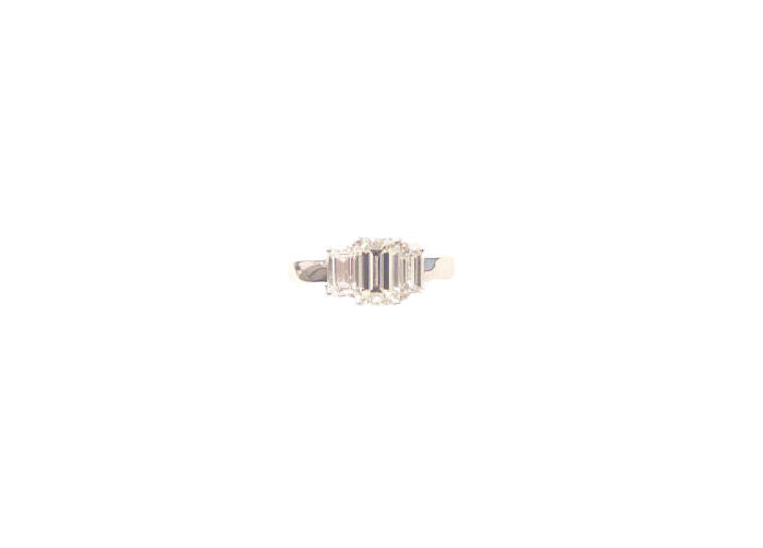 LABORATORY CERTIFIED EMERALD CUT DIAMOND 1.52 CT 4 PRONG