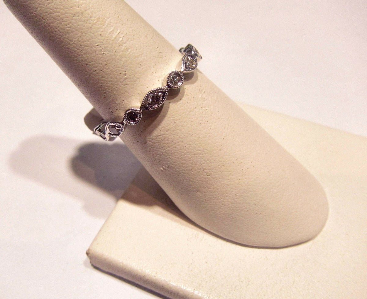 DIAMOND ROUND BRILLIANT SHAPE ANTIQUE STYLE ETERNITY BAND
