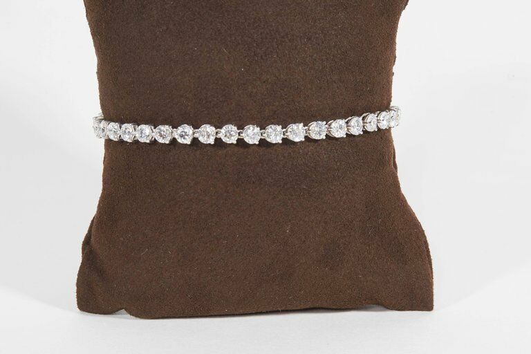 Diamond Tennis Bracelet Three Prong Setting 8.21 CT 18 k white gold