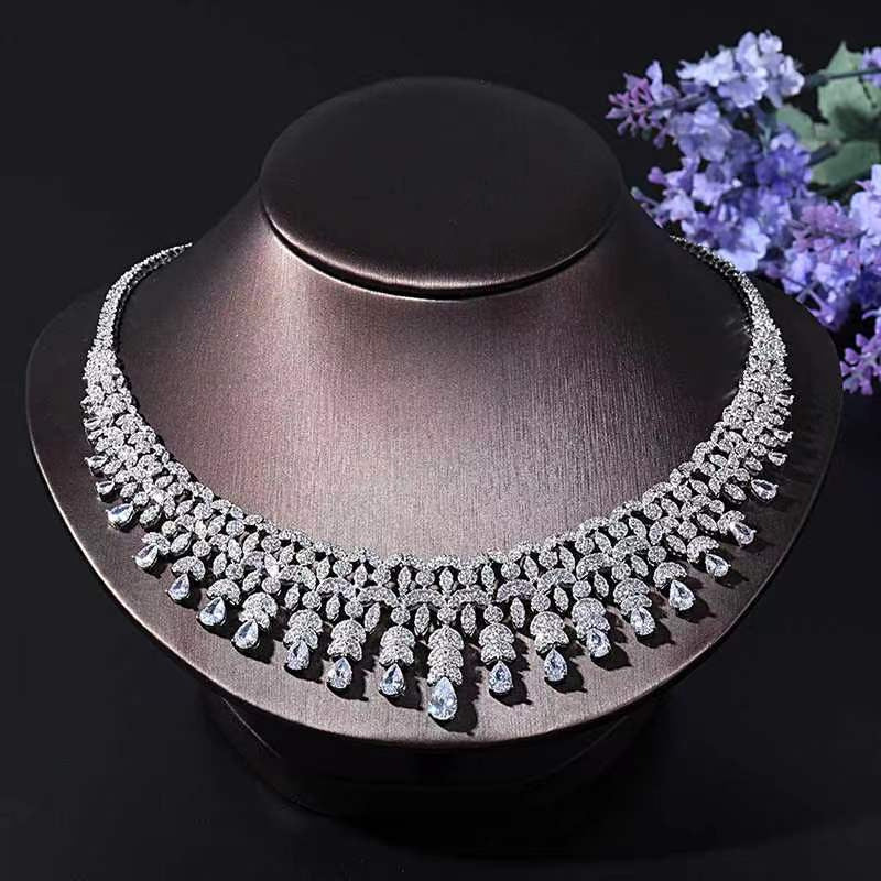 Sparkling Diamond Zircon Necklace Fashion Four-Piece Accessories
