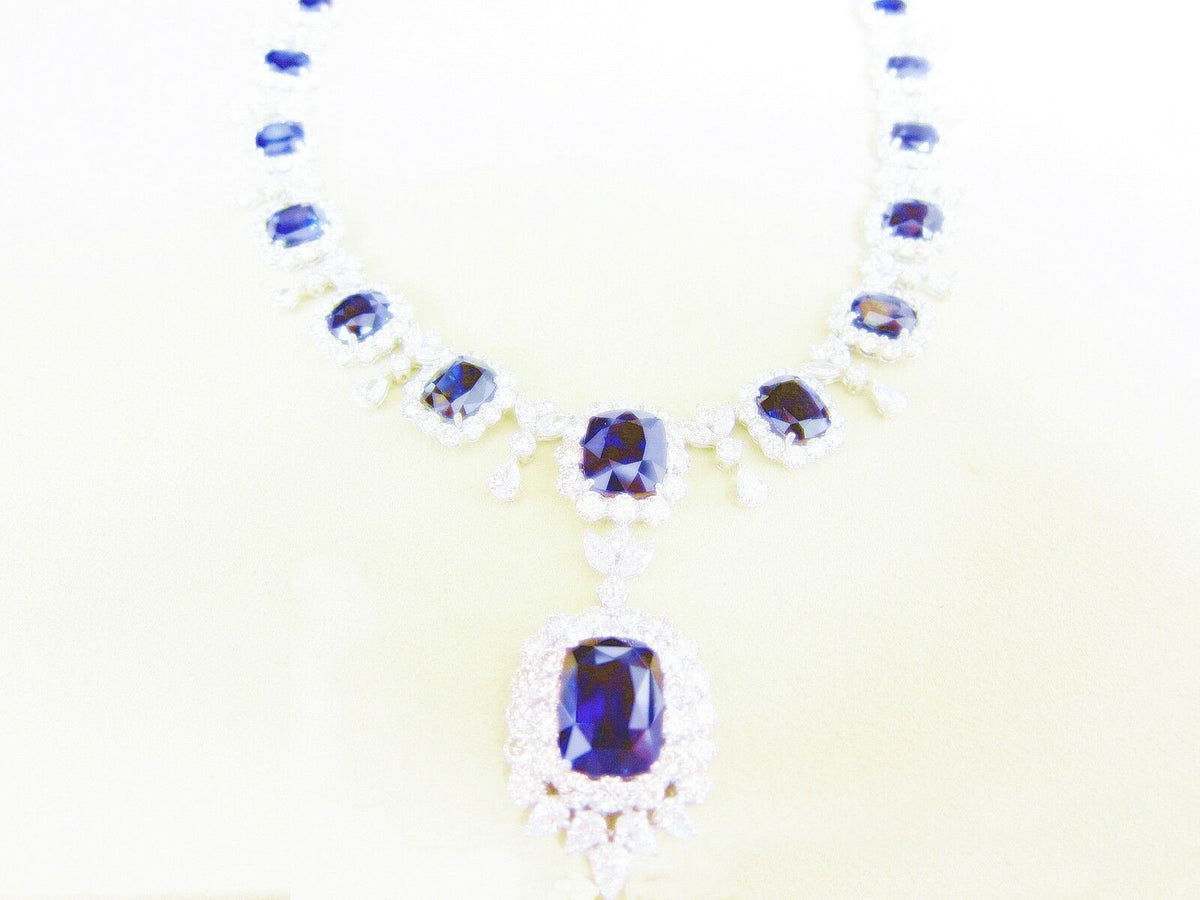 GIA CERTIFIED 14 CUSHION SHAPE 17.48 CT CENTER SAPPHIRE WITH NATURAL DIAMOND