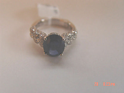 SAPPHIRE OVAL 4 PRONG SET DIAMOND ROUND BRILLIANT RING