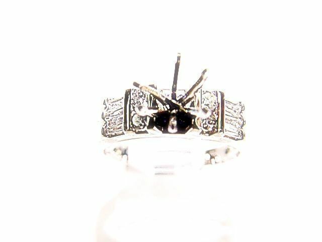 DIAMOND 4 ROUND BRILLIANT BAGUETTE SHAPE CHANNEL SET 6