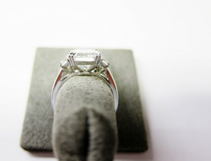 F COLOR VS1 CLARITY EMERALD SHAPE SET TWO TRAPEZOID ENGAGEMENT RING